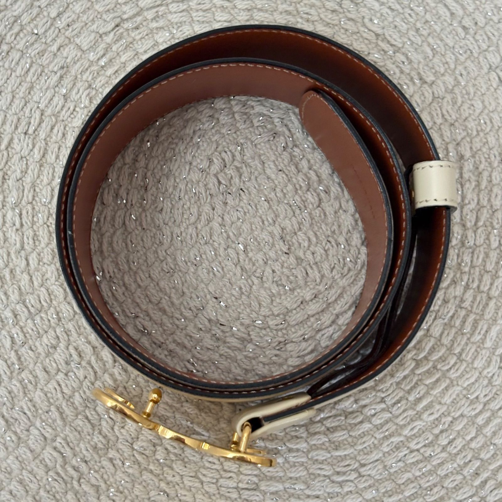 極美品】セリーヌ トリオンフ レザー ゴールド 金具 ベルト レディース