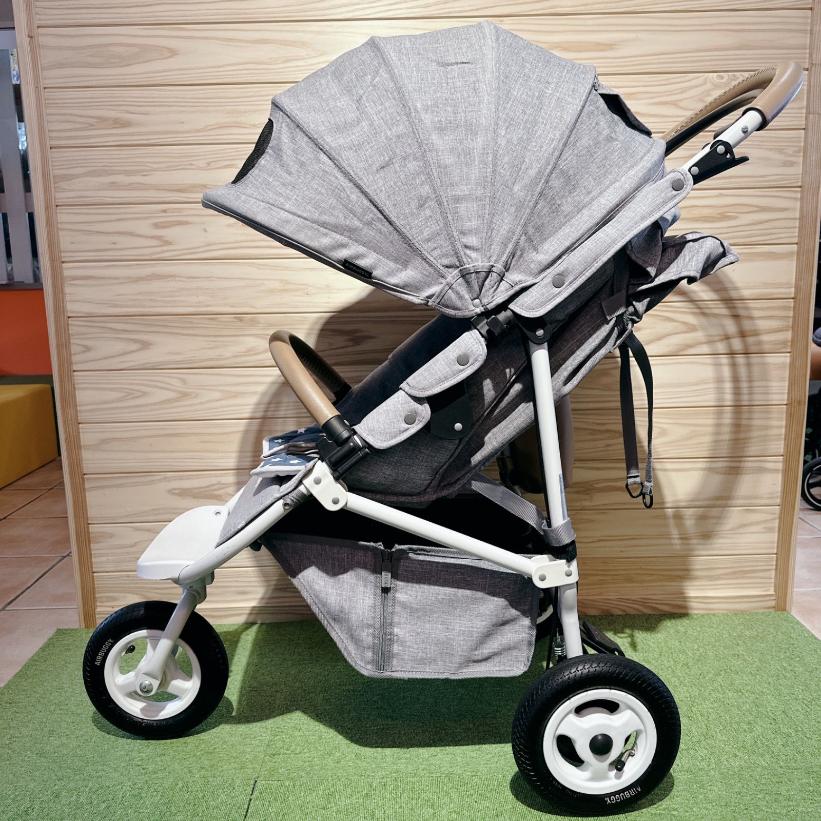 良品☆クリーニング済み◎ AIRBUGGY ココブレーキEX フロムバース 