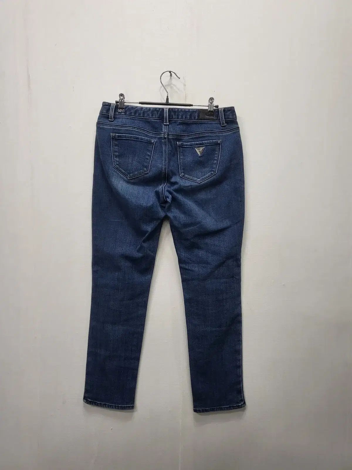 GUESS ブラック ストレートデニム 30 GUESS Originals Tapered Baggy 