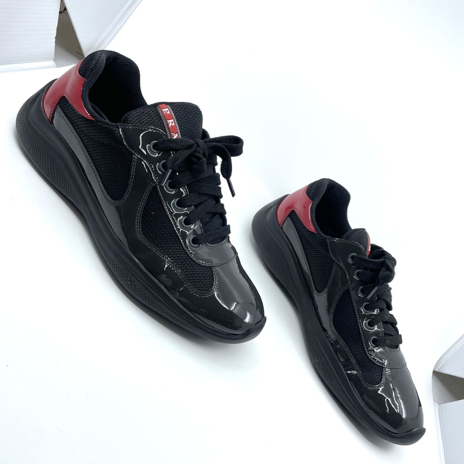 PRADA SPORTS プラダスポーツ パテントレザー × テクニカル