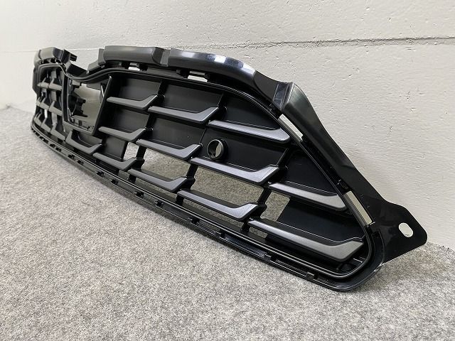新品!ヤリスクロス MXPB10/MXPB15/MXPJ10/MXPJ15 純正 フロント グリル