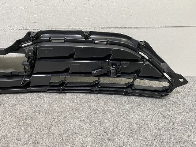 新品!ヤリスクロス MXPB10/MXPB15/MXPJ10/MXPJ15 純正 フロント グリル