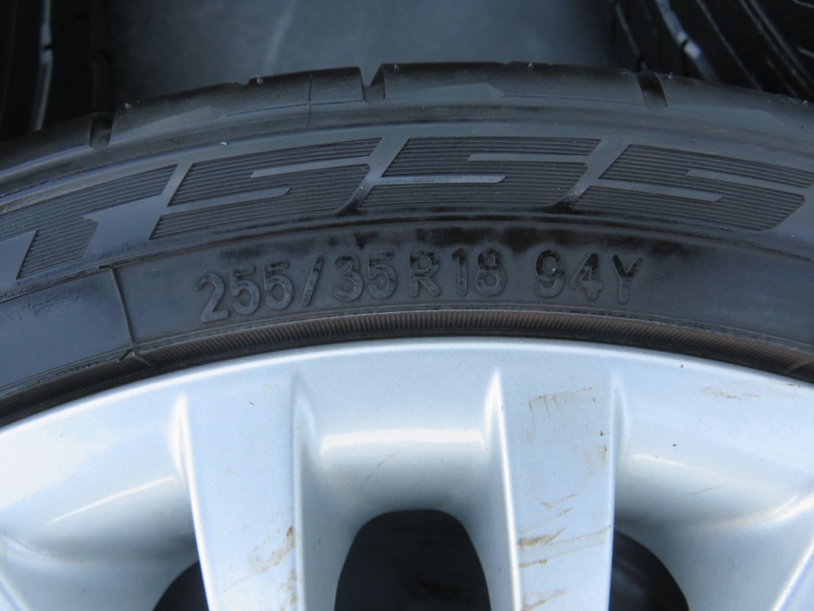 ☆SFC5110/BMW Z4 E85 E89 18インチ 18×8J +29 225/40R18/18x8.5J+40