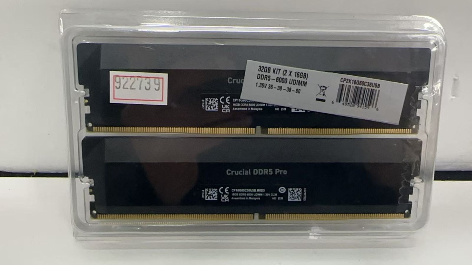☆Crucial(クルーシャル) PRO 16GB×2枚 DDR5-6000 922739++ 