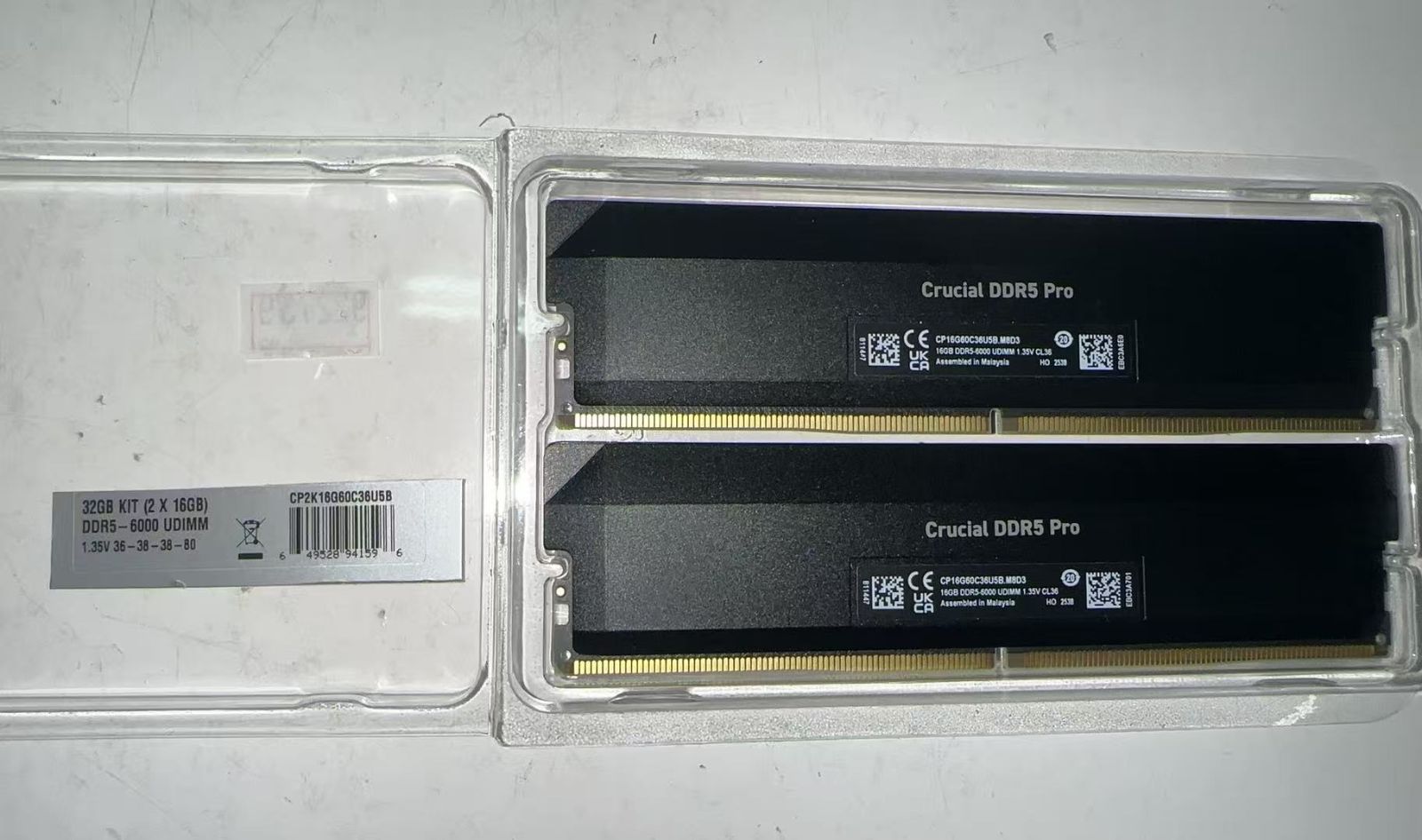☆Crucial(クルーシャル) PRO 16GB×2枚 DDR5-6000 922739++ 