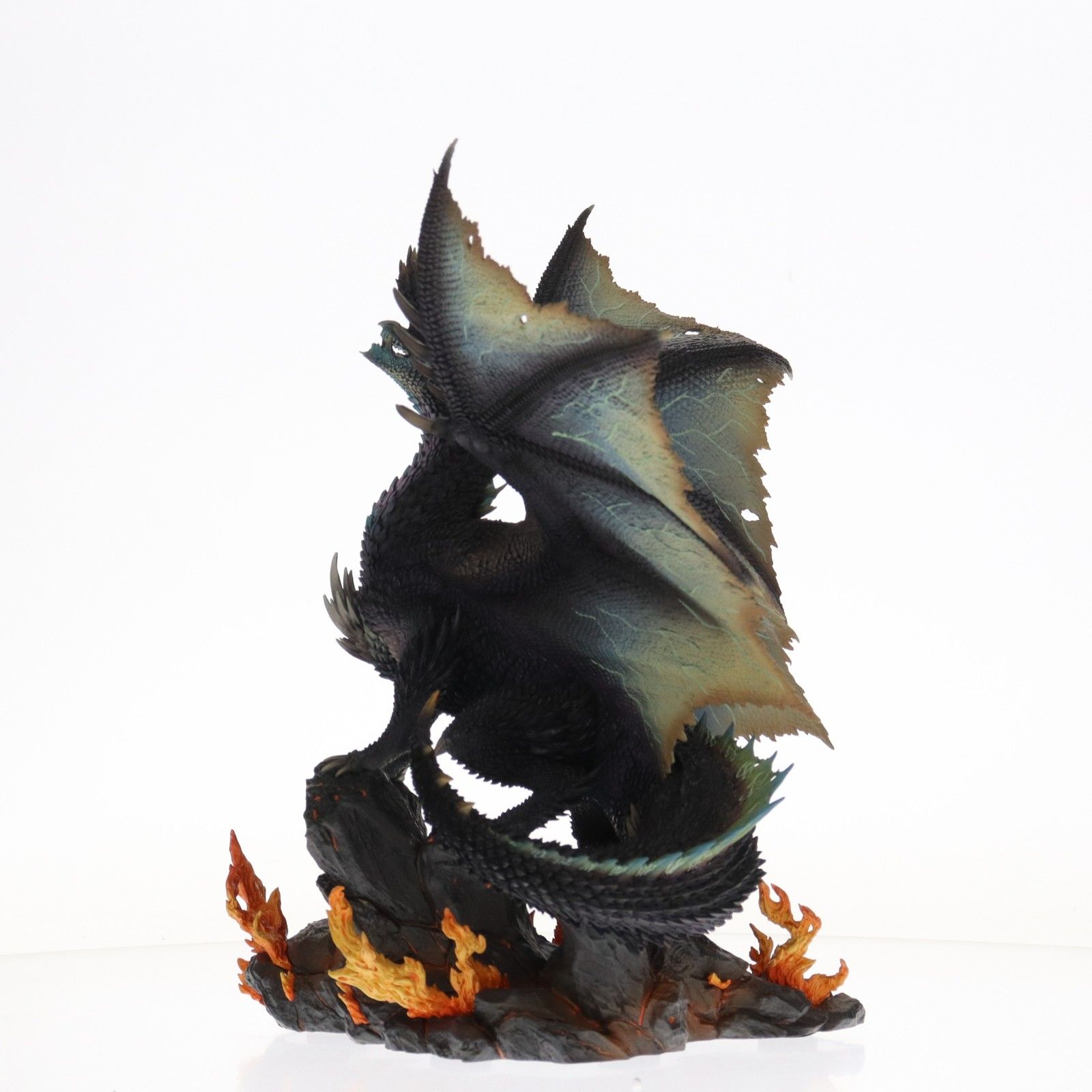 再販) カプコンフィギュアビルダー クリエイターズモデル 煌黒龍