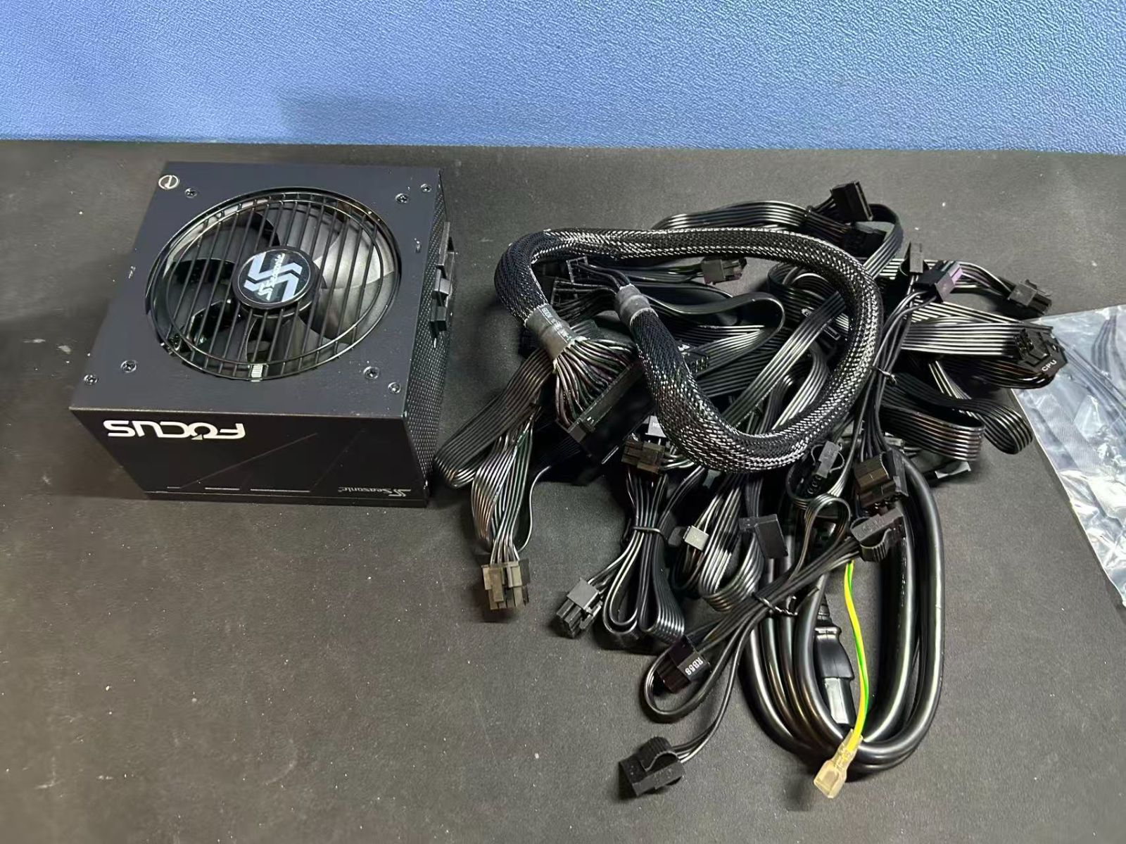 FOCUS-GX-850S PC電源 **4419687 4942322026787-在庫処分 特価
