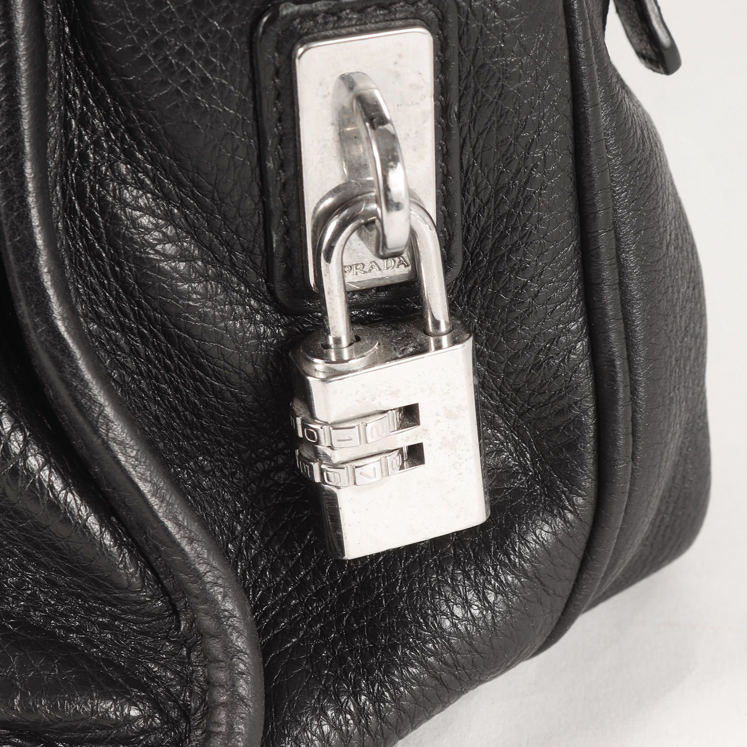 PRADA プラダ バッグ | トライアングルロゴプレート ヴィッテロダイノ 