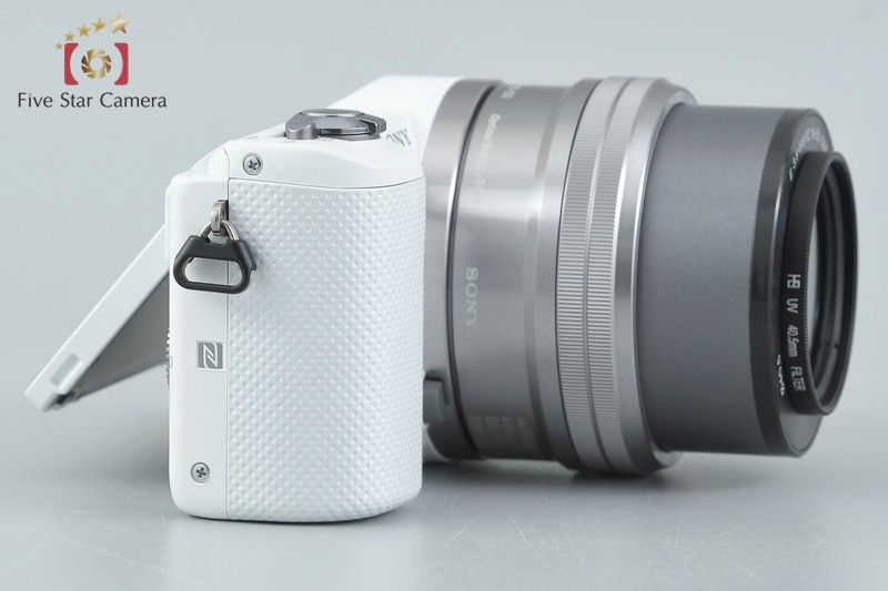 SONY ミラーレス一眼 α5000 ダブルズームレンズキット ホワイト ILCE 
