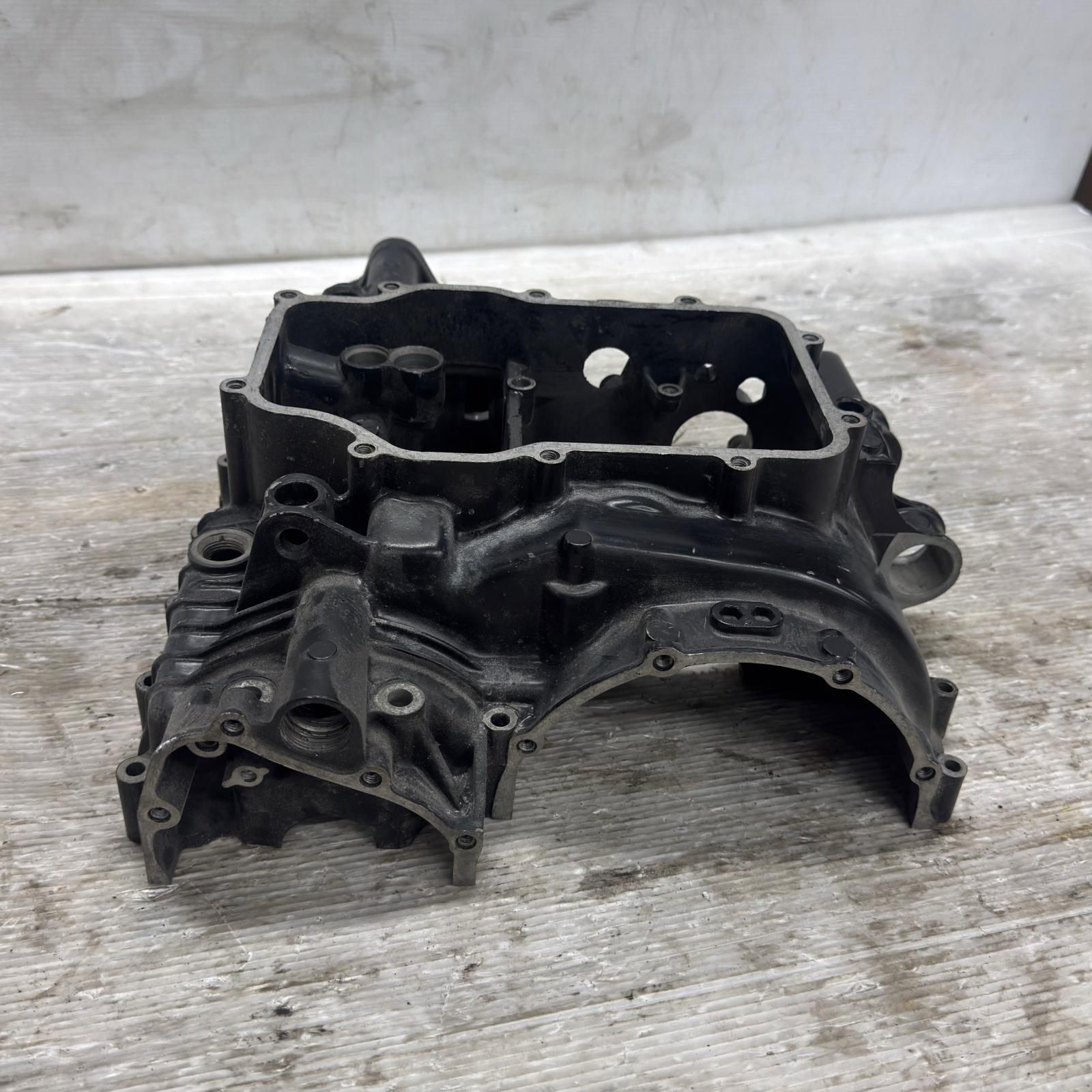 HONDA CBX400F クランクケース 下側 ホンダ HONDA CBX400F クランク 