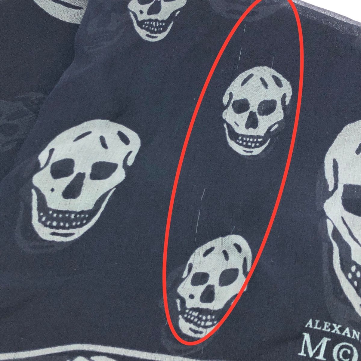 ALEXANDER MCQUEEN アレキサンダーマックイーン スカーフ/スカル総柄