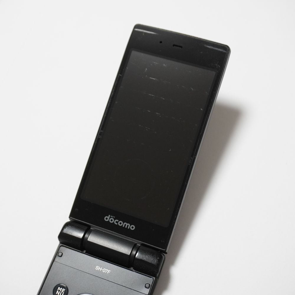 新品 レア ドコモ SH-11C ブラック ガラケー ワンセグ ゲーム 携帯 docomo SH-07F ブラック FOMA 3G ガラケー ワンセグ / 防水 / 防塵