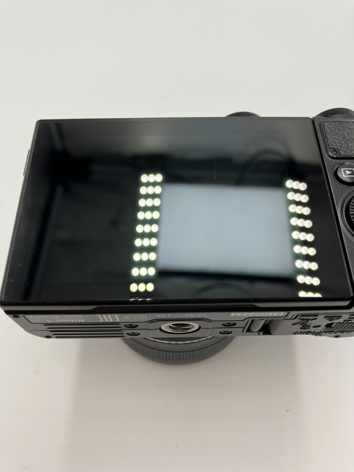 返品保証・動作確認済】Nikon 1 J5 標準ズームレンズキット - メルカリ