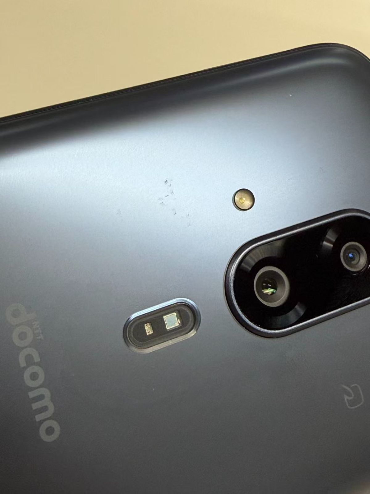 極美品 docomo らくらくスマートフォン F-53E ネイビー - メルカリ