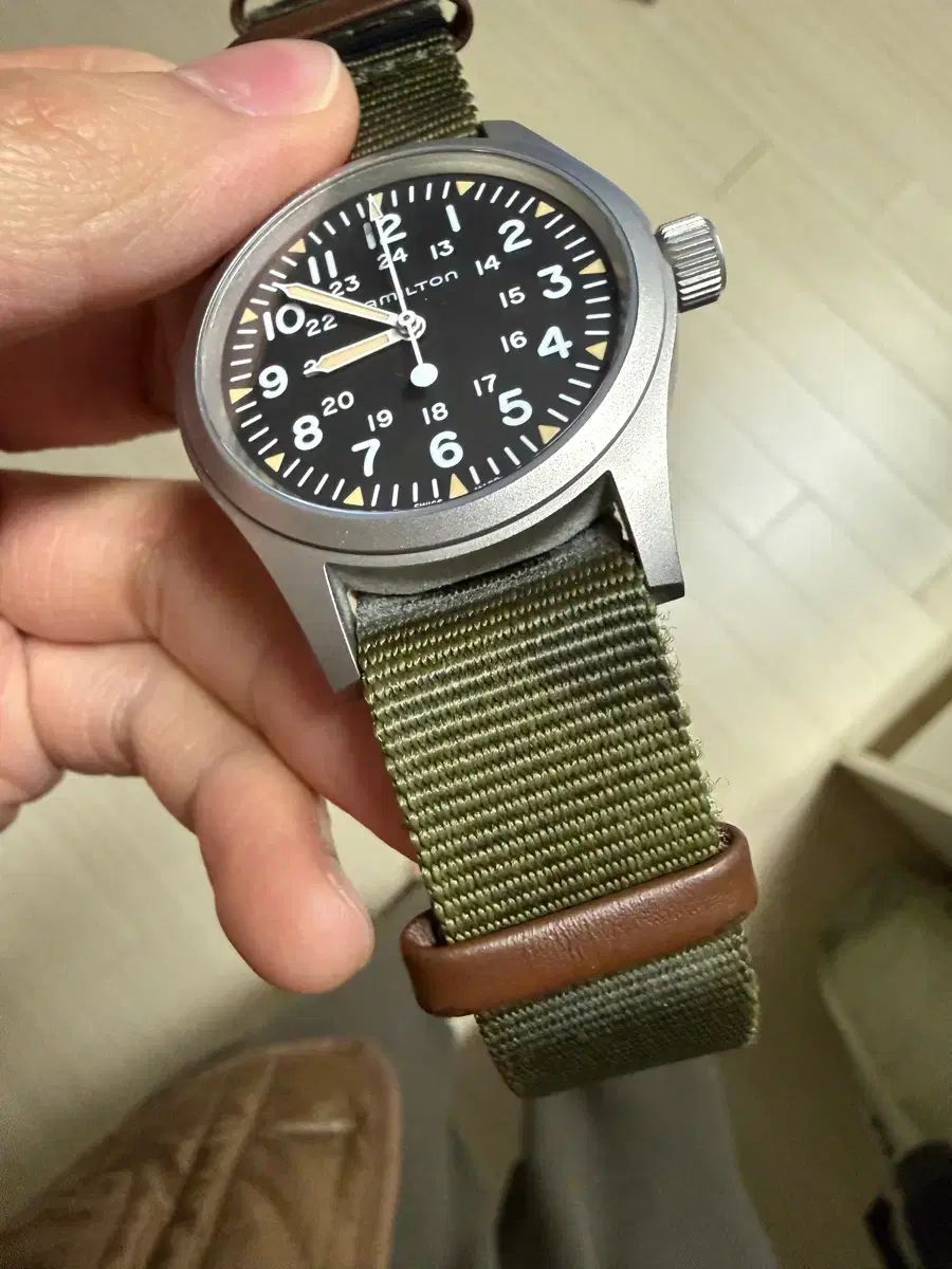 カーキフィールド メカニカル