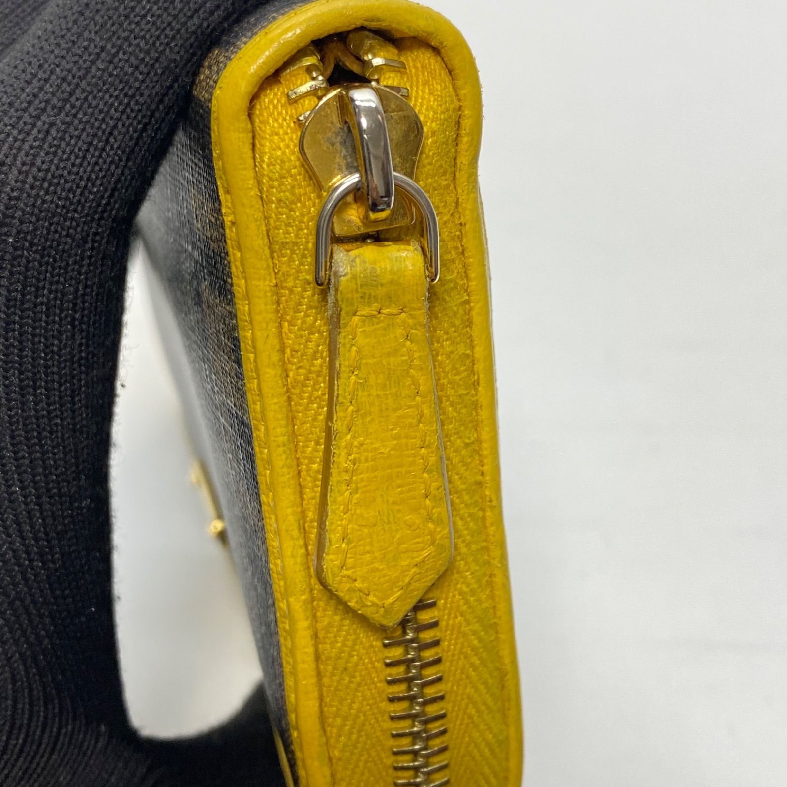3464 FENDI フェンディ 長財布 ズッカ PVC ラウンドファスナー 