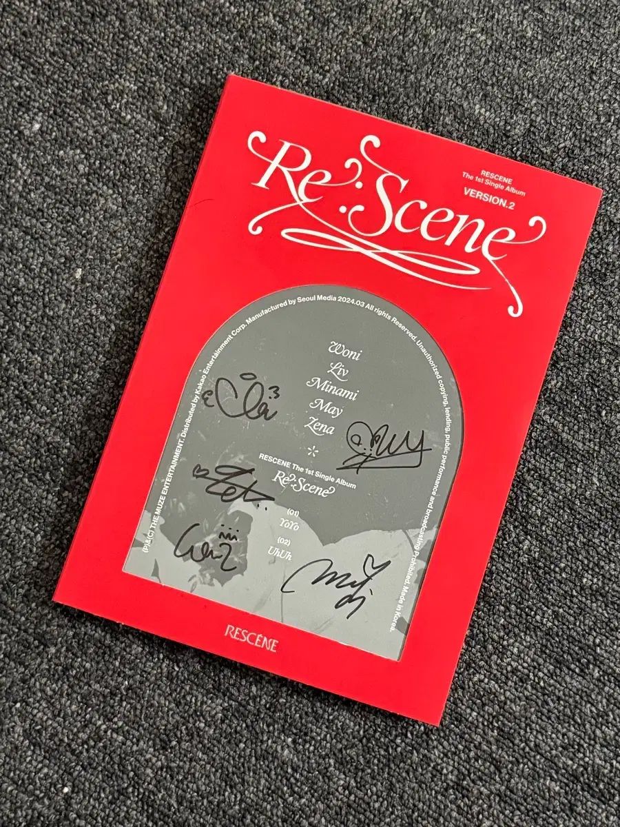 RESCENE 1 st Single Album VERSION 2 サイン アルバム