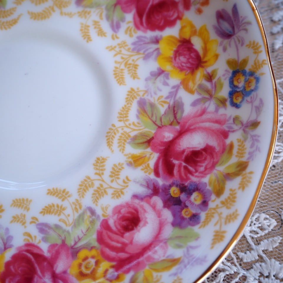 英国ロイヤルアルバート セレナ 小さめカップ ソーサーA F 4