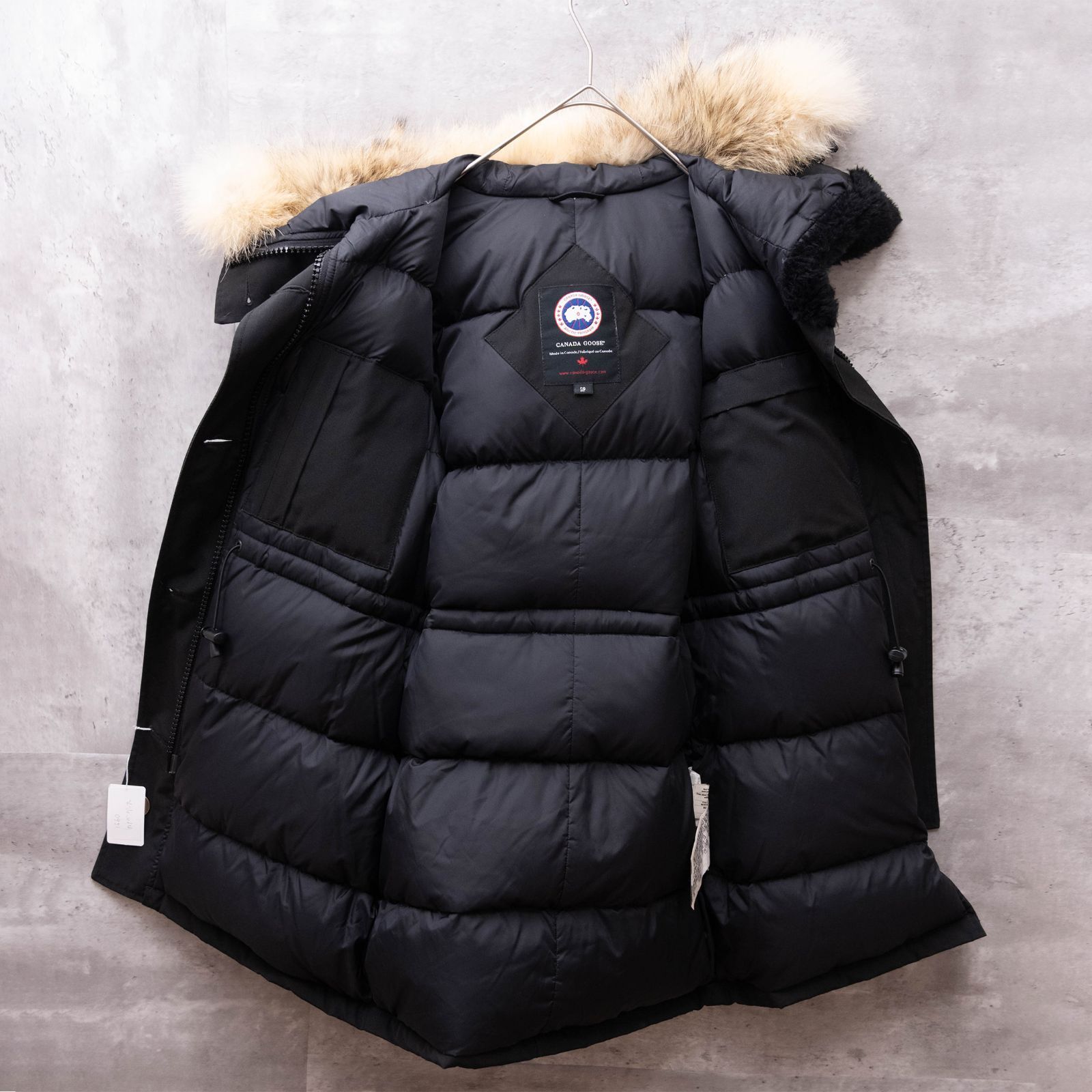 カナダグース ダウンコート ブロンテ S リアルファー ブラック - メルカリ