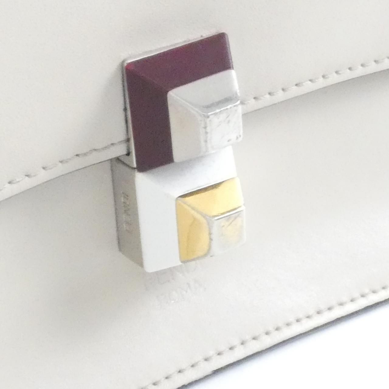 フェンディ KAN I MINI 8M038 SRO ショルダーバッグ フェンディ KAN I MINI 8M038 SRO ショルダーバッグ 【公式通販】