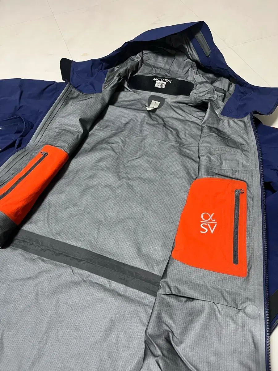 ARC TERYX アルファsv GORE TEX ゴアテックス ジャケット 97 cm 38インチ 男 95