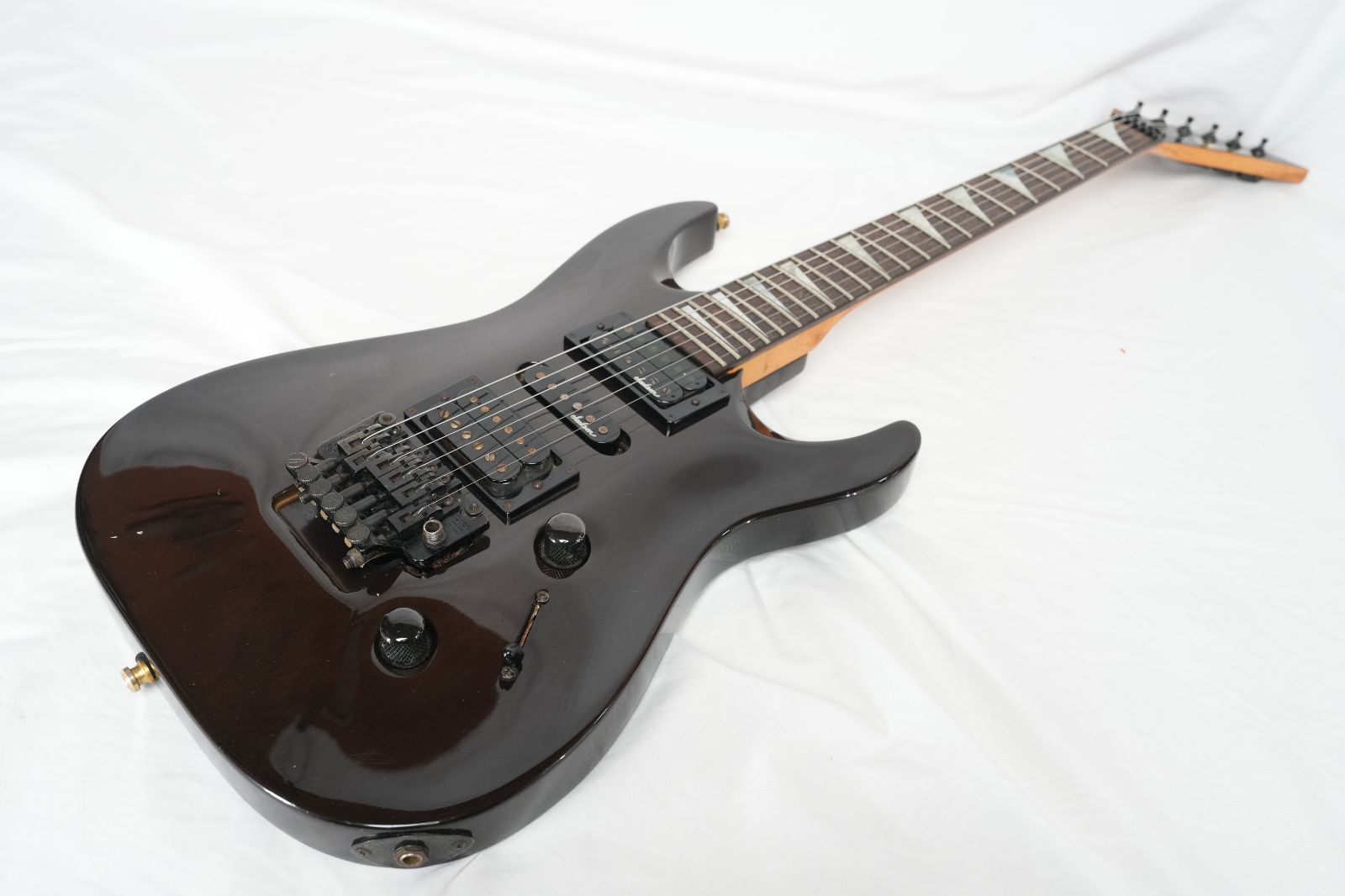 ☆Charvel by Jackson☆DINKY DKA-115 See Thru Brown HSH アーチ