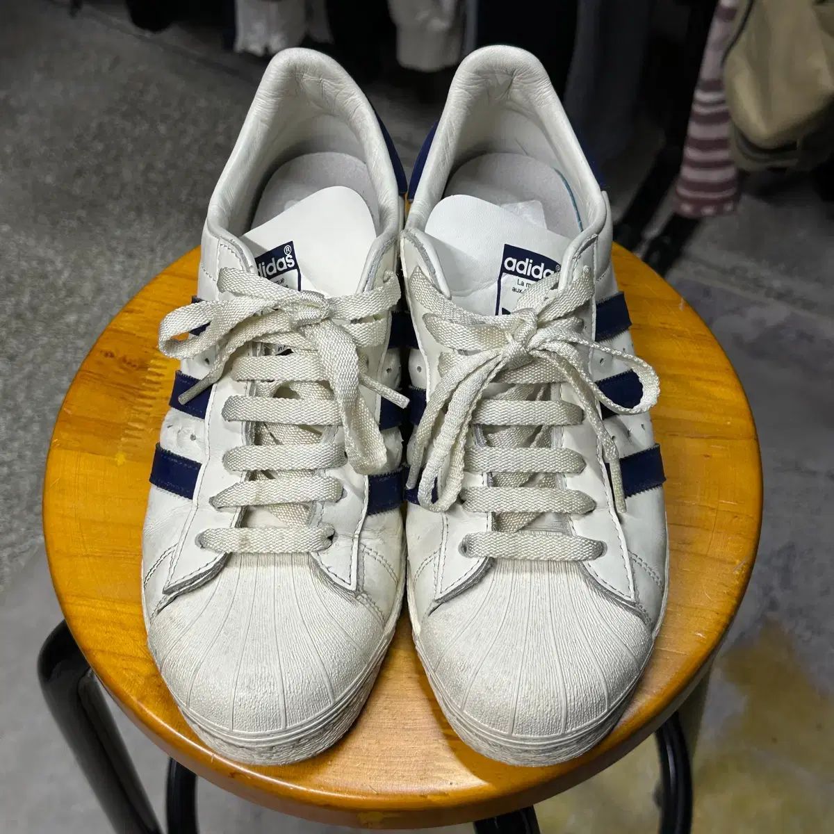 アディダス SUPERSTAR 82 スニーカー 260
