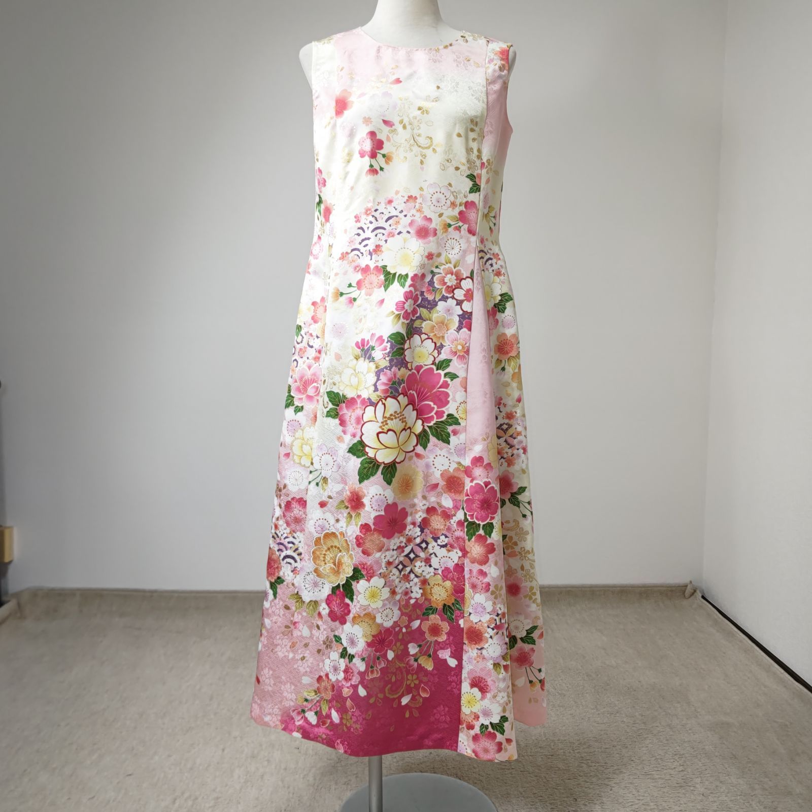 B 全体柄 振袖ドレス ノースリーブ 着物リメイクワンピース 黄×ピンク