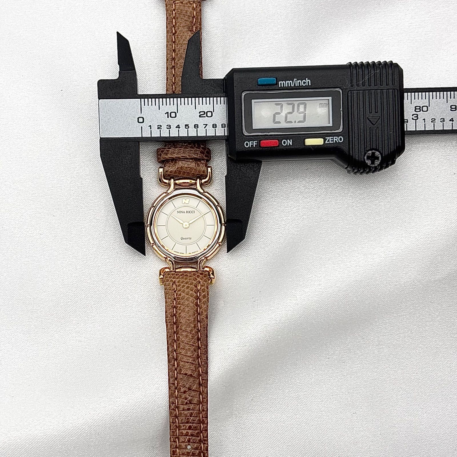 稼働品 Working item ニナリッチ NINA RICCI 腕時計 レディース Ladies 