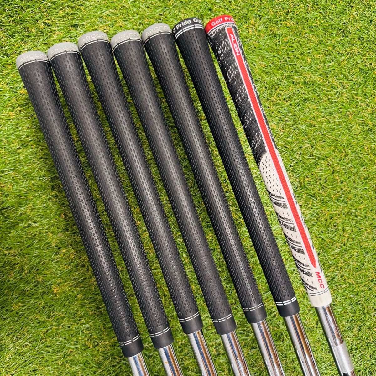 良品】初心者推奨 ピン G710 黒ドット メンズアイアンセット 7本 S