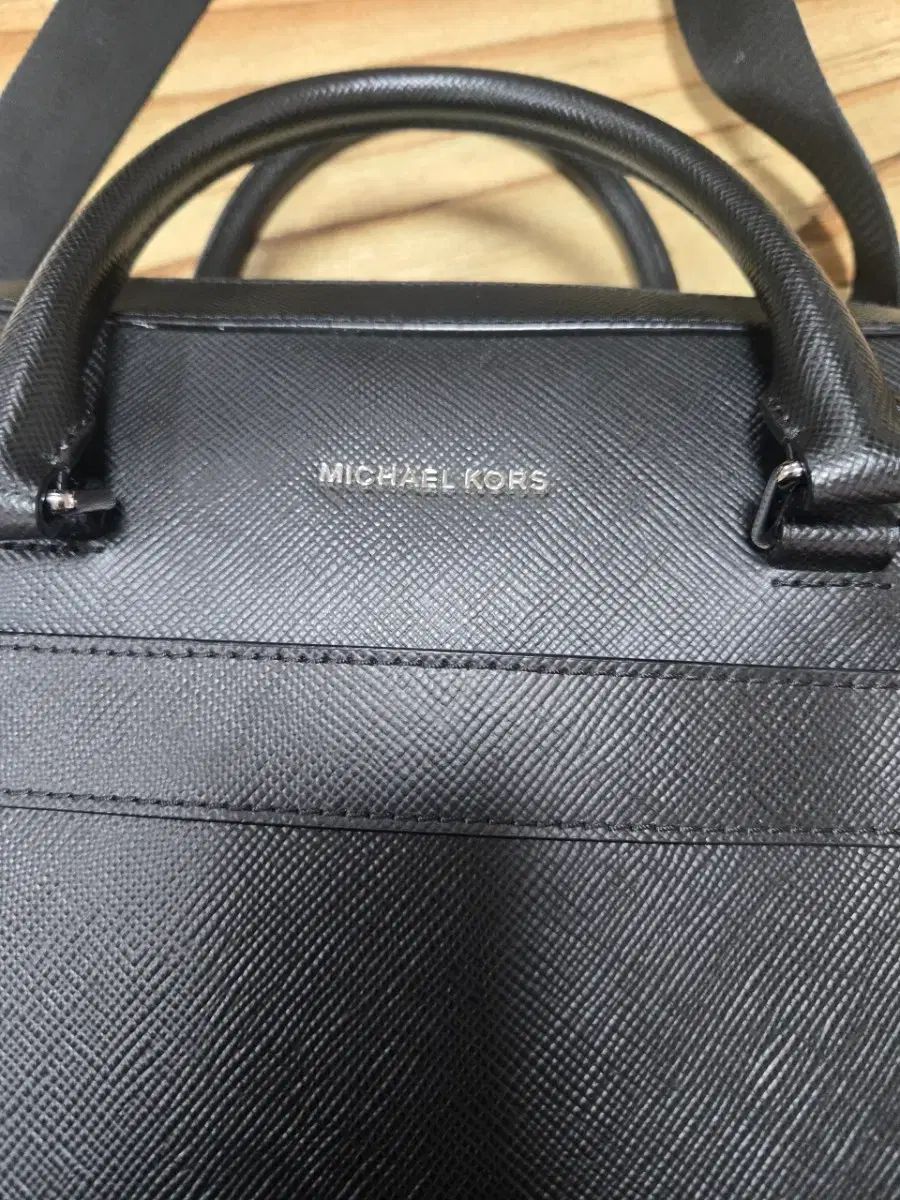 マイケルコース Michael Kors ナイロンショルダーバッグ 斜め掛け 