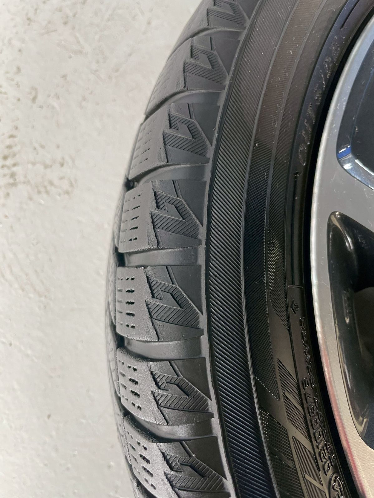 スペーシアスペーシアカスタム（MK42S）純正アルミホイール15インチと