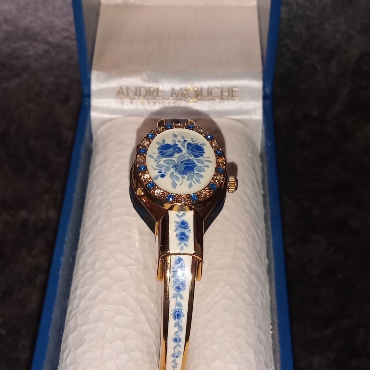 【Andre Mouche】スイス製 蓋つきバングル腕時計 稼働品 美品 Andre Mouche蓋つき腕時計の通販 by vintageショップ｜ラクマ