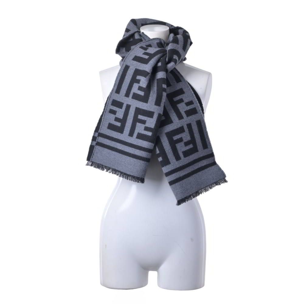 FENDI FXS424 ズッカ柄 シルク ウール マフラー FENDI FXS424 ズッカ柄 シルク ウール マフラー 【公式通販】