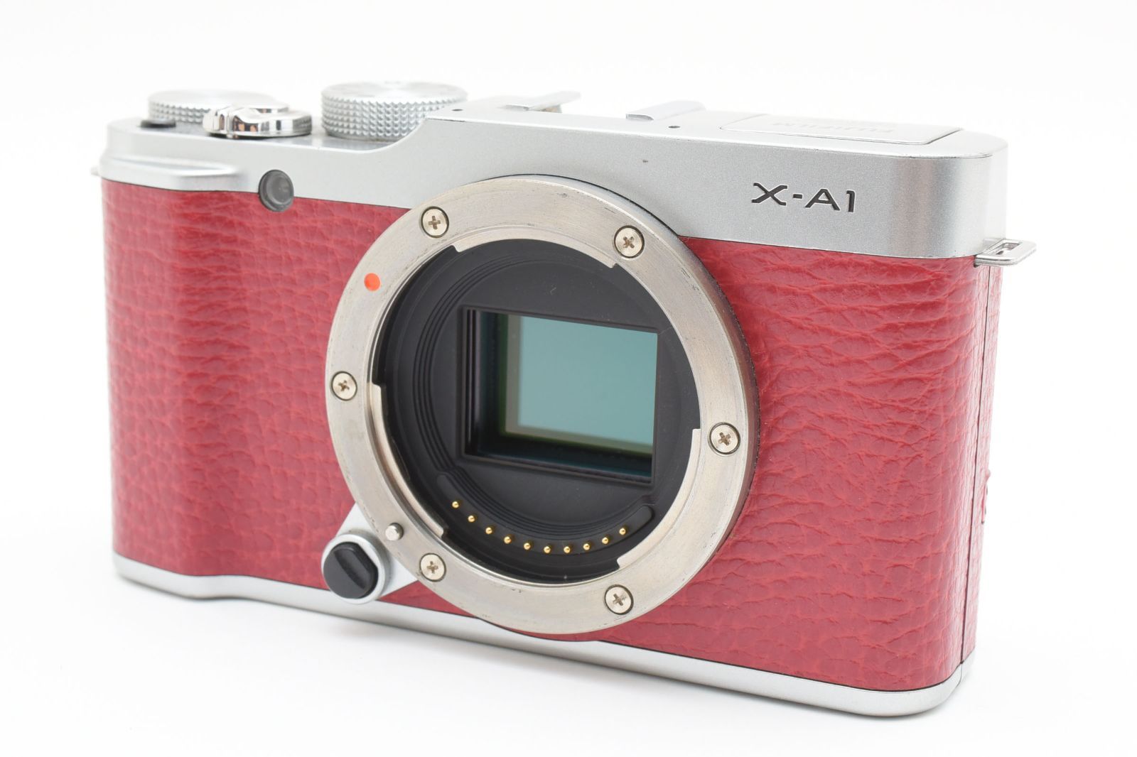 ☆極上品☆ 富士フィルム FUJIFILM X-A1 ボディ レッド ミラーレス一眼
