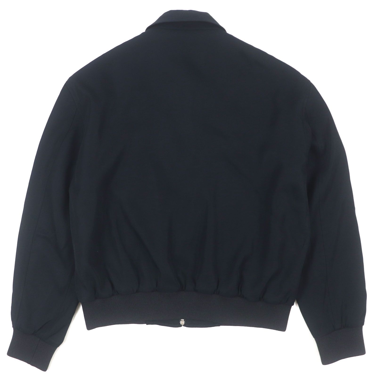 極美品▽CELINE セリーヌ 2W47B585X 公式掲載中 トリオンフ刺繍 ジップ