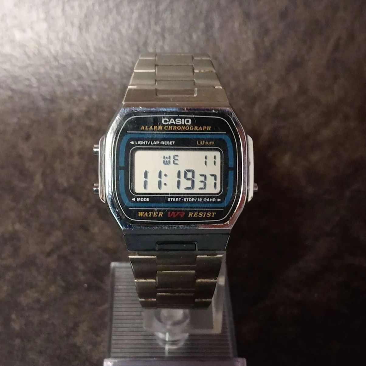 CASIO カシオ A164W チプカシ 腕時計 デジタル シルバー メタルバンド 