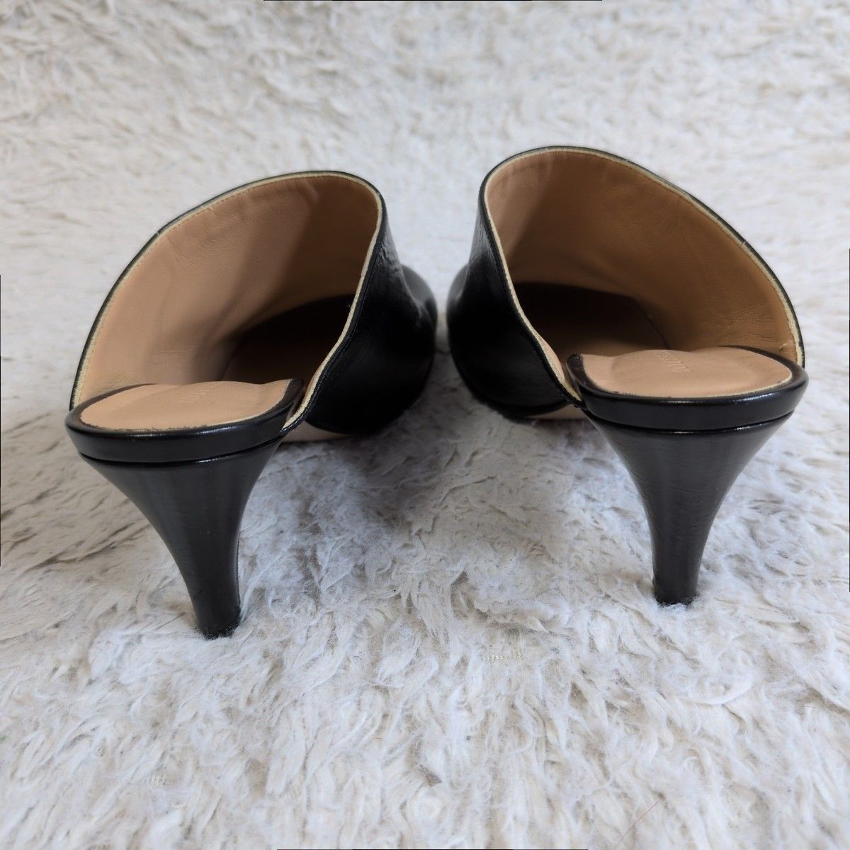 美品✨️BOTTEGA VENETA ボッテガヴェネタ ローヒールミュール 