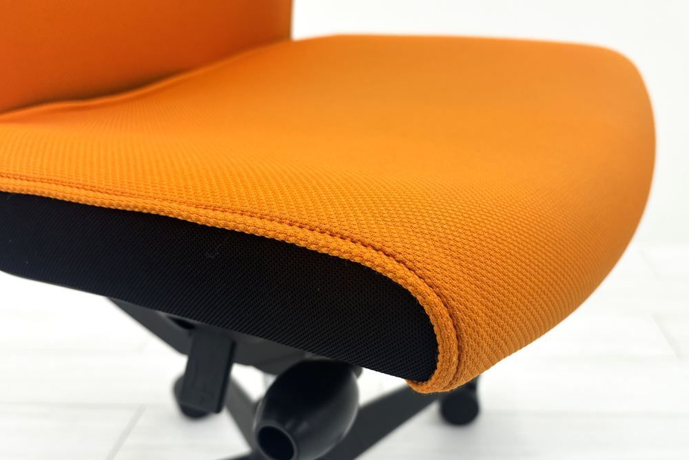 オフィスチェア