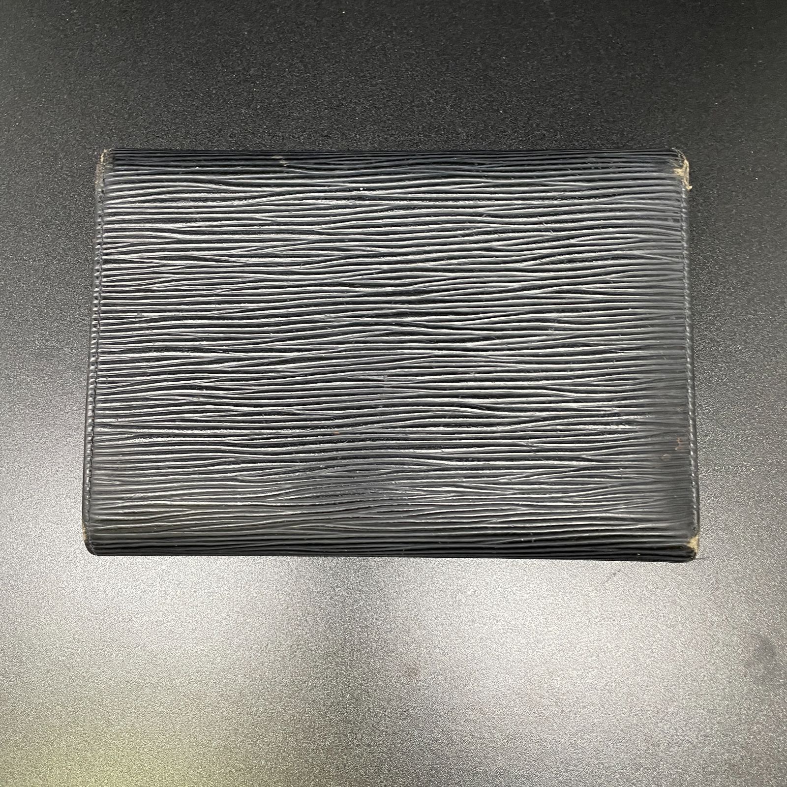 ルイヴィトンエピ 財布 B26020688 - メルカリ