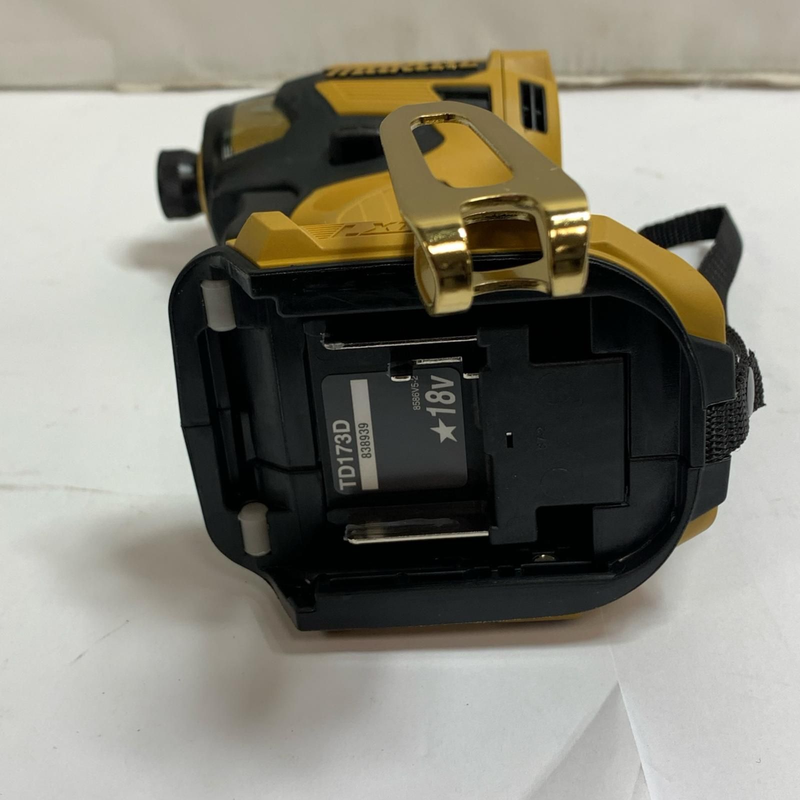 ♭♭MAKITA マキタ 20th限定カラー 18Vインパクトドライバ 本体と 