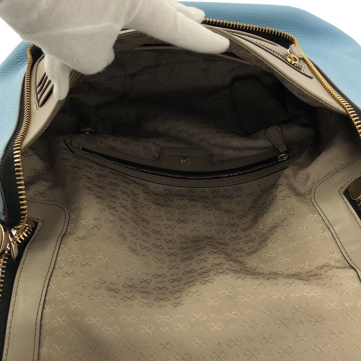 ANYA HINDMARCH / アニヤハインドマーチ | Maxi Zip Satchel Eyes 2way クロスボディ ショルダーバッグ | ライトブルー | レディース ANYA HINDMARCH / アニヤハインドマーチ | Maxi Zip Satchel Eyes 2way