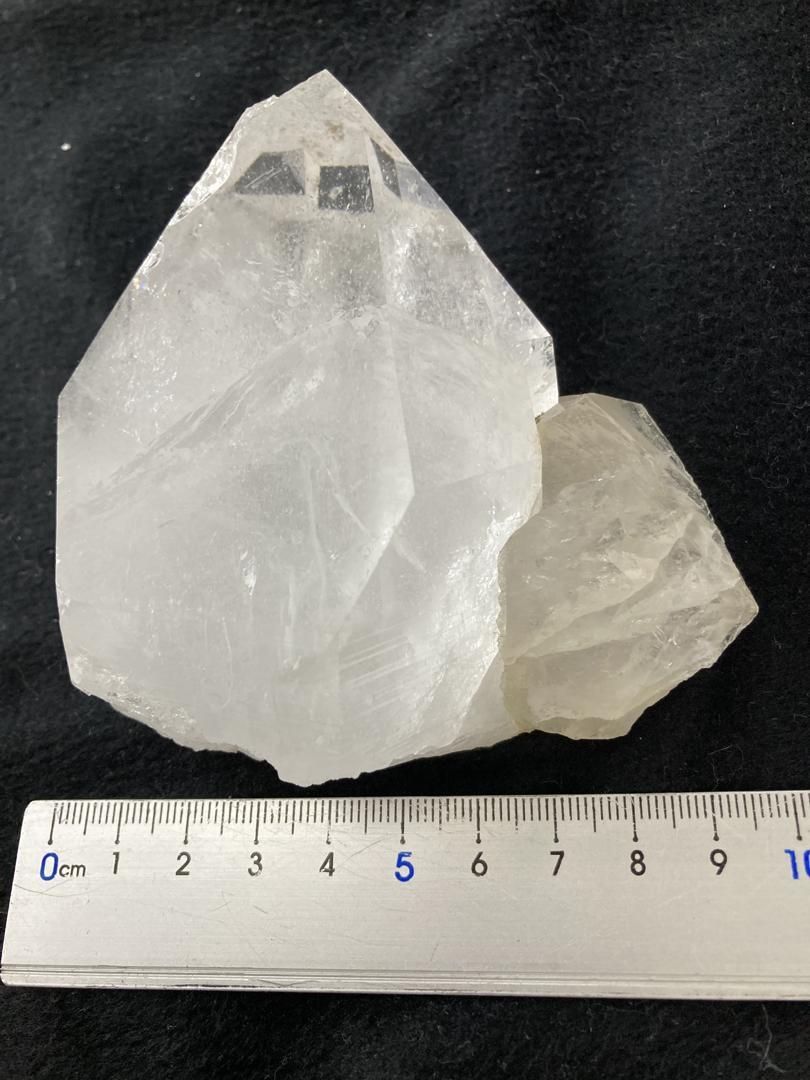 E32512 ヒマラヤ水晶 マニハール産 水晶 ヒマラヤ産 ヒマラヤ水晶 一本剣 原石 天然石 鉱物 パワーストーン クォーツ