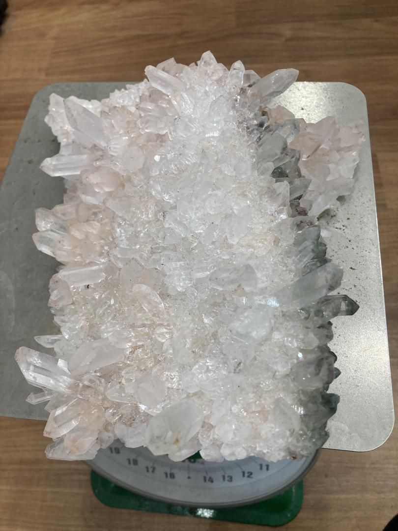 E32522 ヒマラヤ水晶 ヒマラヤ産 マニカラン産 水晶クラスター クォーツ 原石 天然石 鉱物 パワーストーン