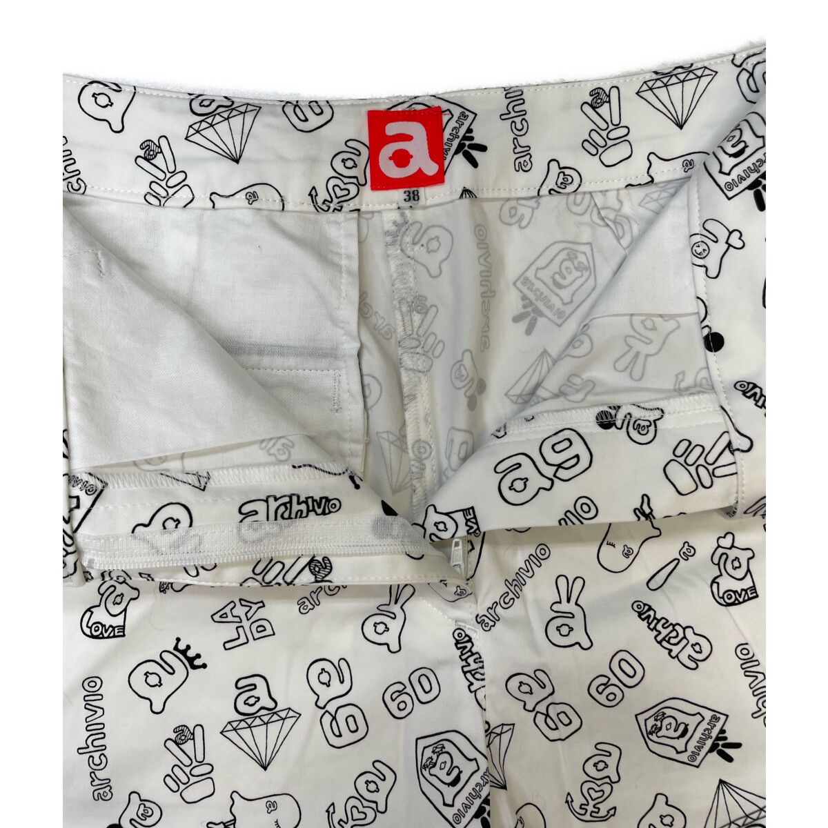中古 レディース アルチビオ archivio ショートパンツ 38(M) 白 