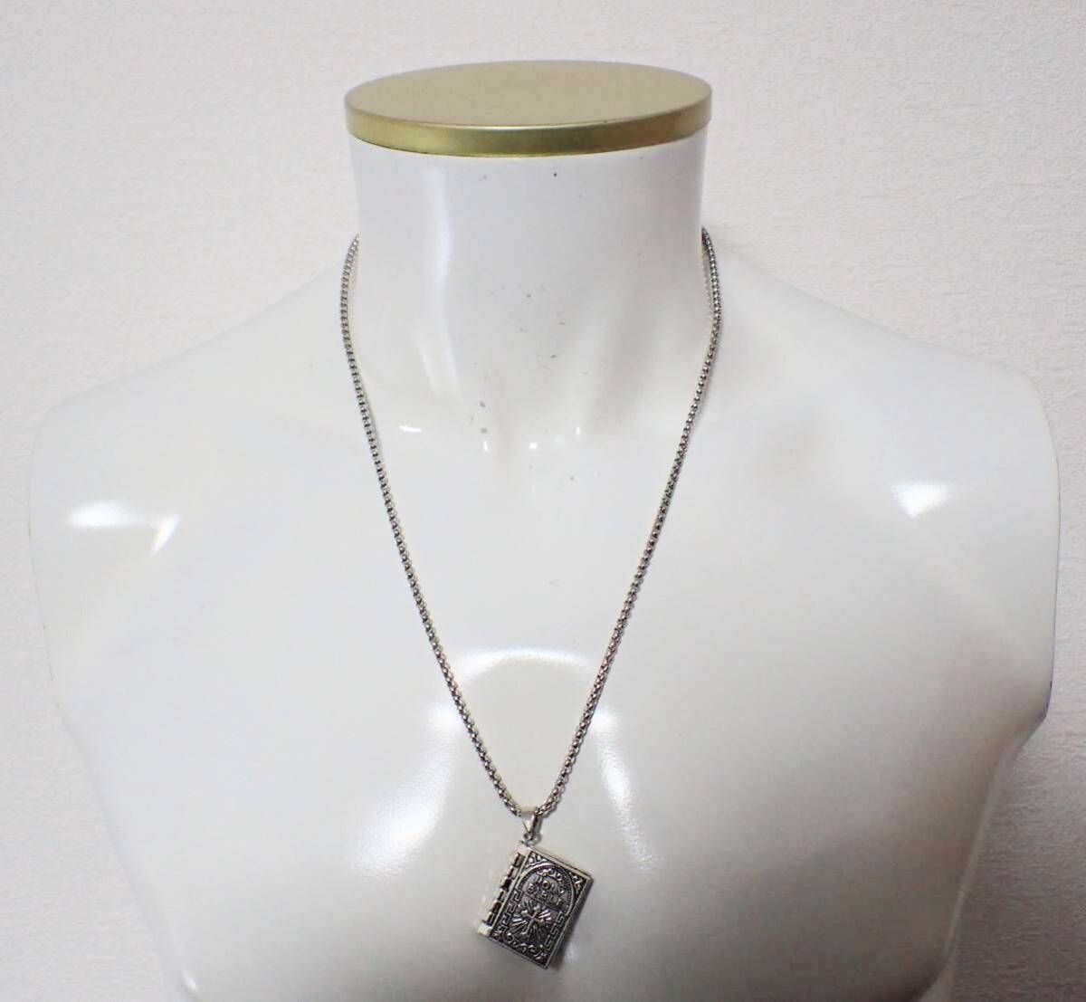 聖書 大 ホーリーバイブル キリスト 本 めくれる シルバー ネックレス