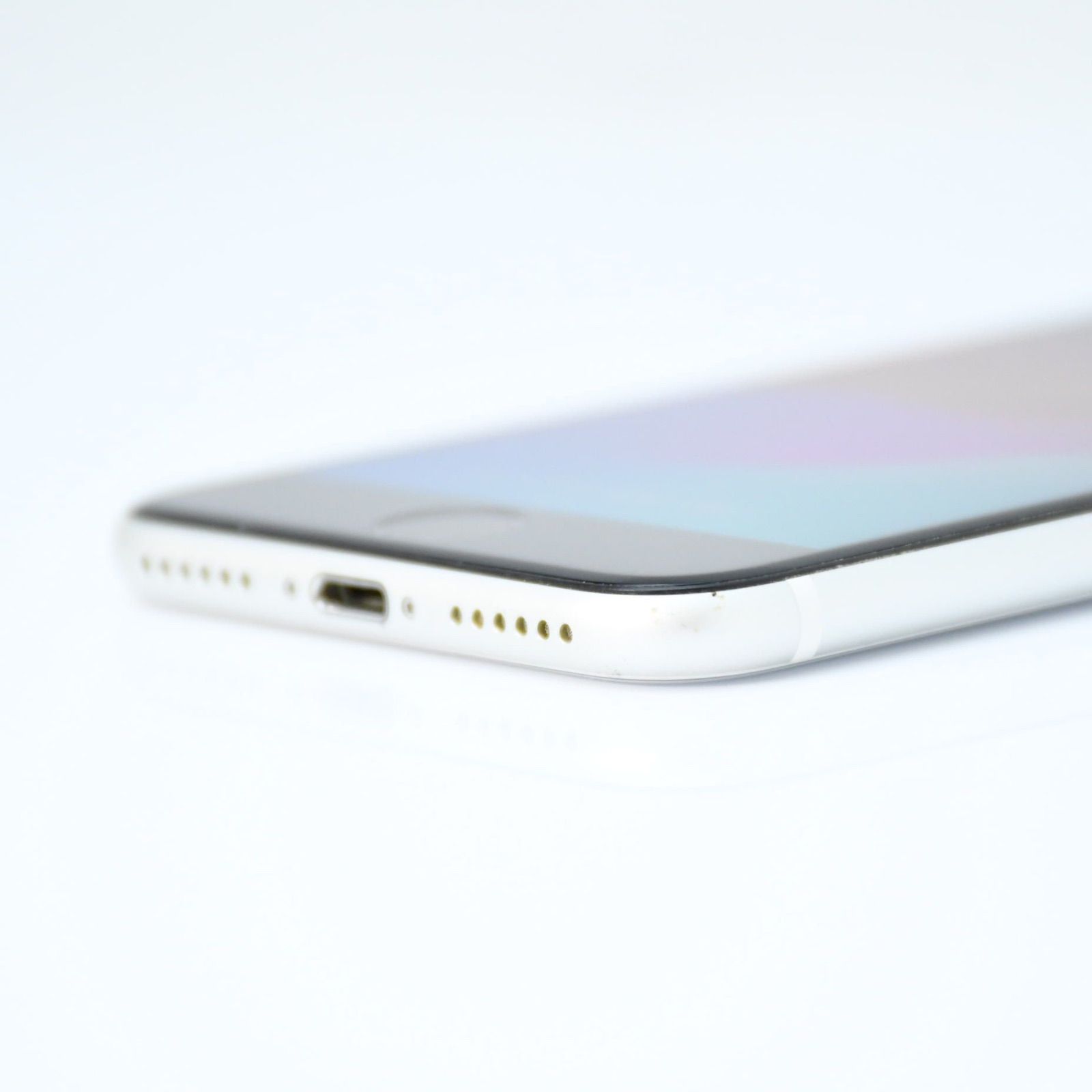 iPhone SE SIMフリー 0 公式通販 SE（第2世代） 【純正バッテリー最大
