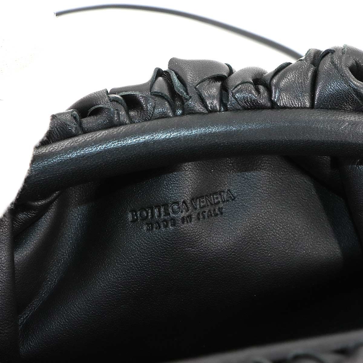 【未使用に近い】ボッテガヴェネタ　ミニザポーチ　ショルダーバッグ　黒　5790 2026年最新】Yahoo!オークション -ボッテガヴェネタ ザポーチの中古品