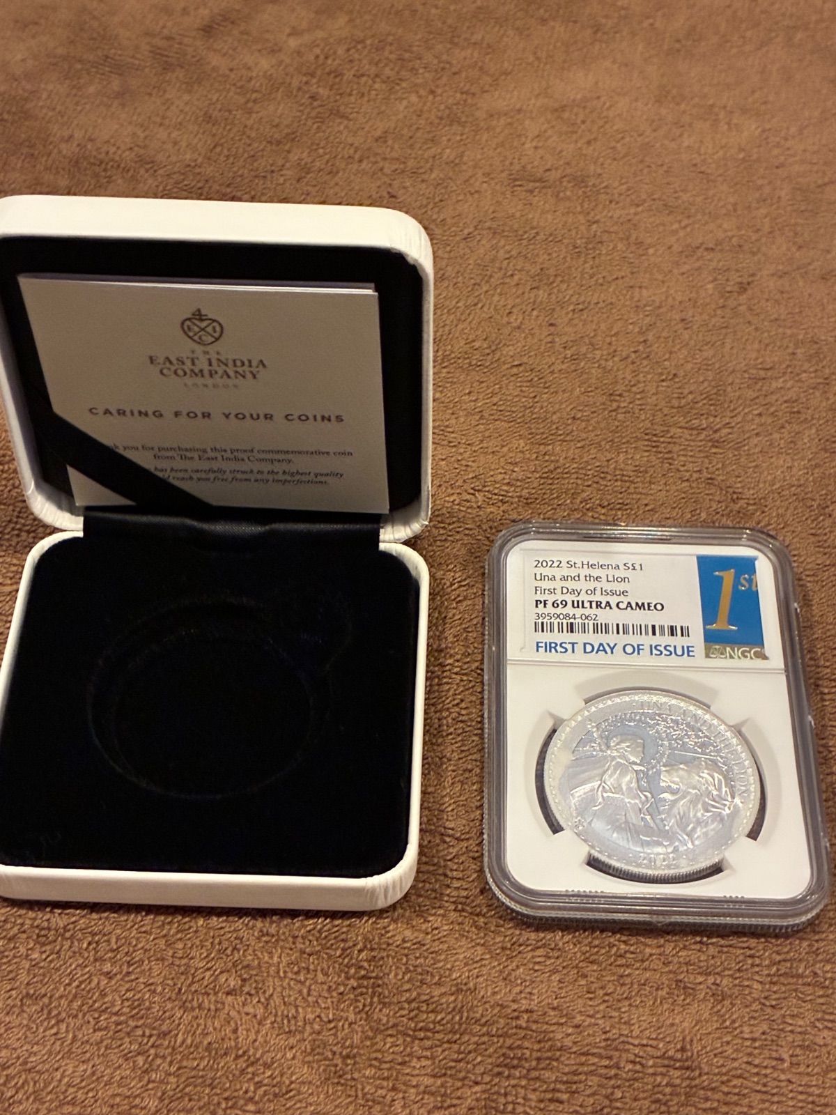訳あり☆2022年セントヘレナ ウナとライオン PF69 ULTRA CAMEO 発行