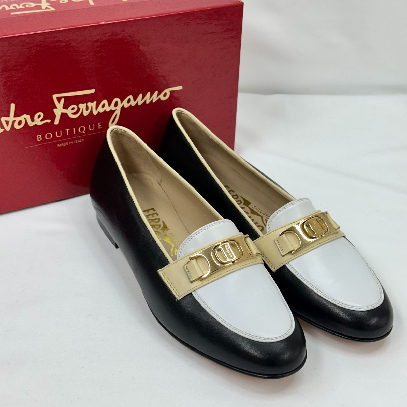 Ferragamo フェラガモ 23cm 美品 ローファー レディース - メルカリ